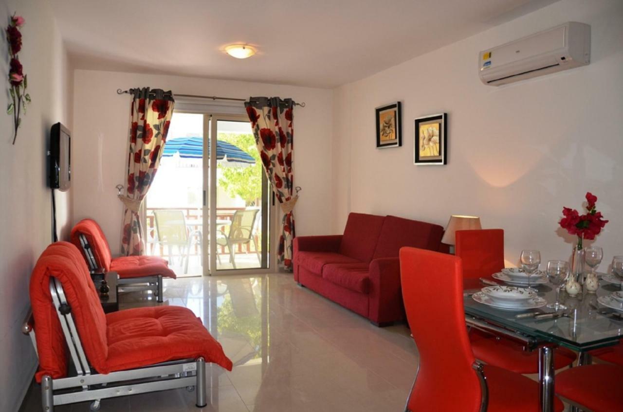 Ground Floor One Bedroom Apartment B2, 3 Pools, Free Wifi Peyia Esterno foto